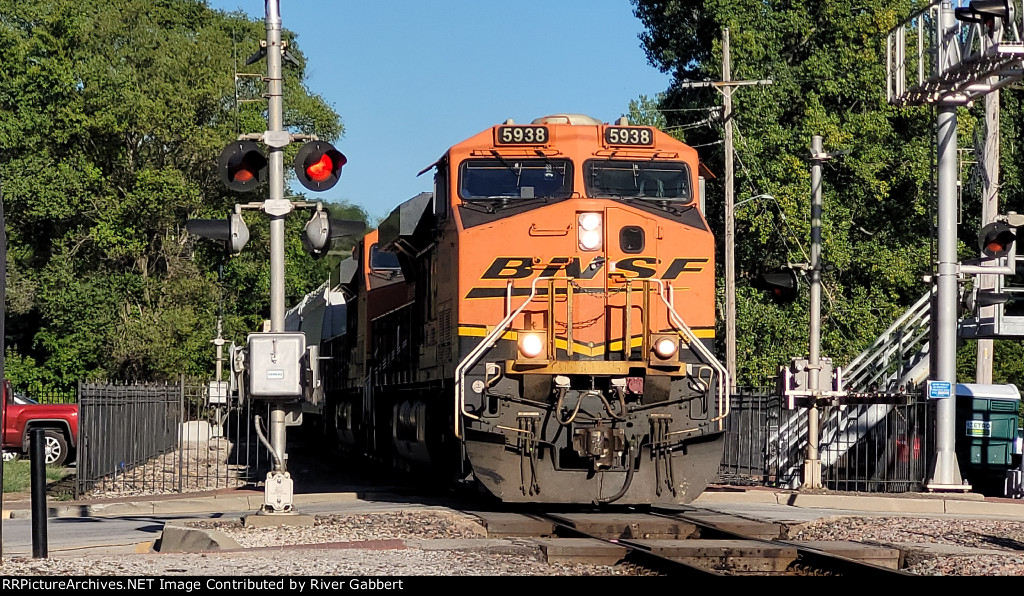 BNSF 5938